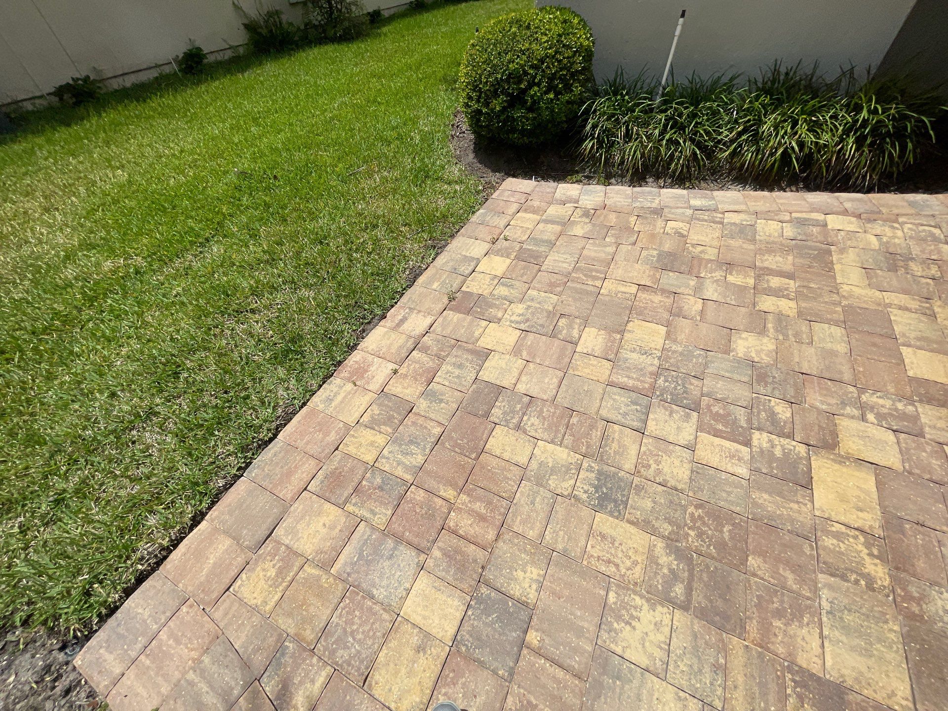 Paver Driveway using Concrete Sealant by DuraSeal