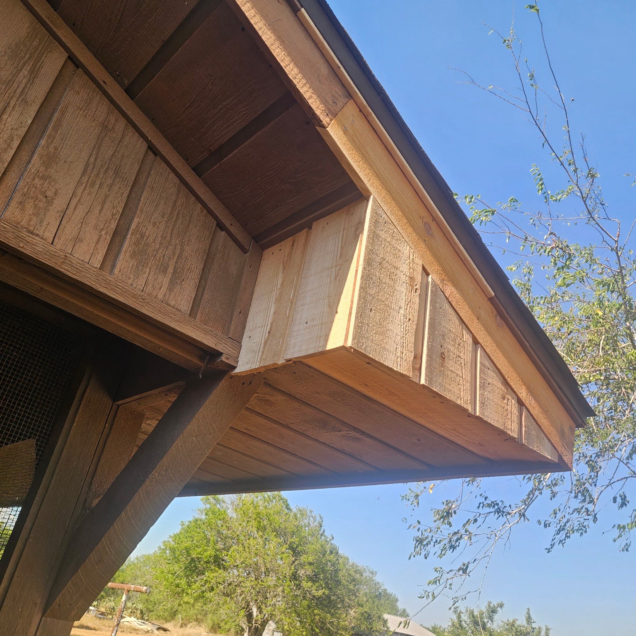 Country Roofing by Bayfront Roofing and Construction