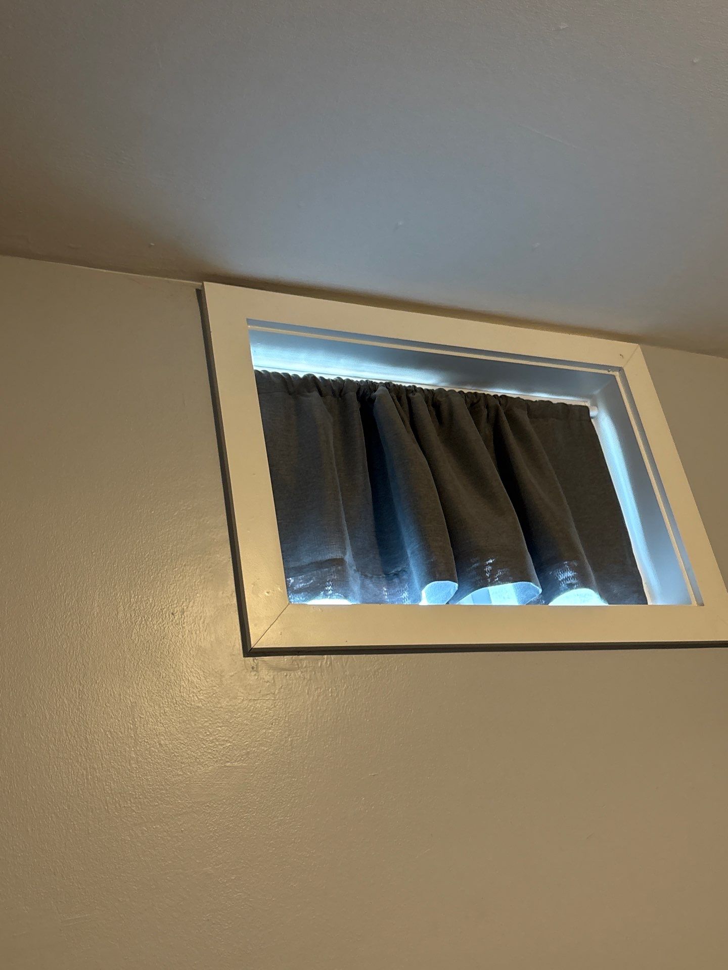 Arvada Interior Drywall Repair and Horizontal Blind Installation by CompanyCam Sales Demo