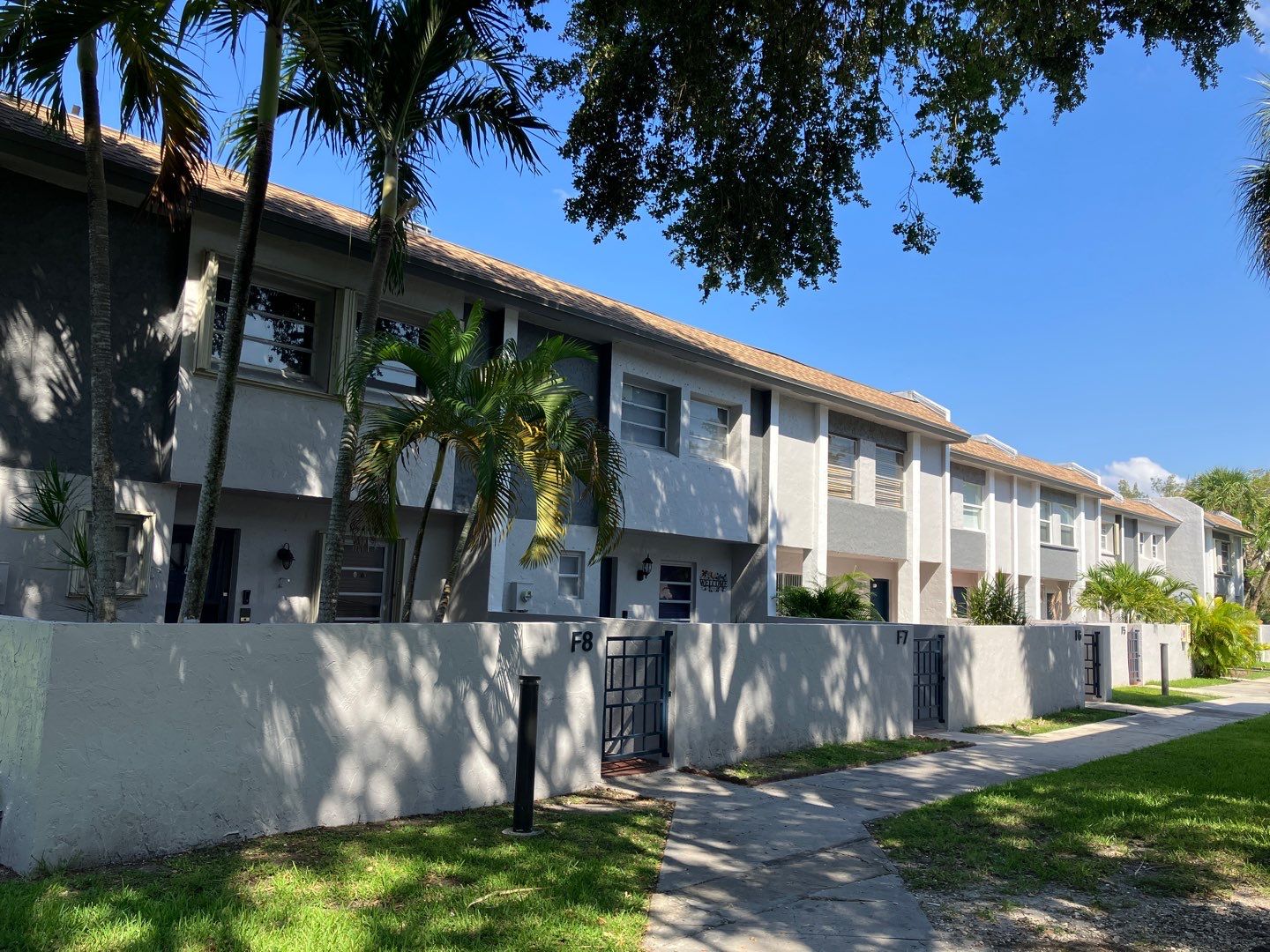 LAKE VILLAGE CONDO - BLDG F by Souffront Construction & Engineering