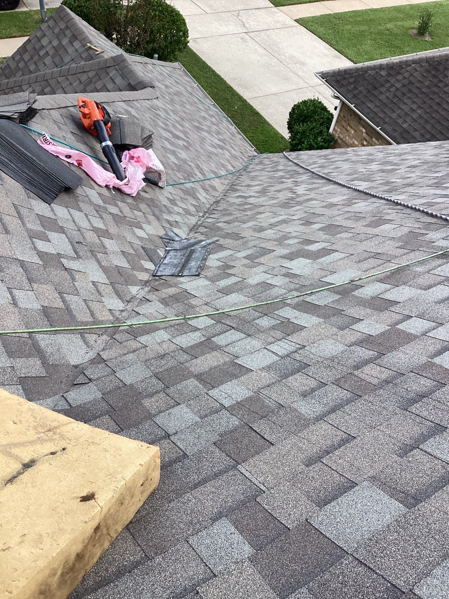 Residential Roofing Installation using Owen's Corning Duration (Lifetime) Shingles by Roof Repair Company