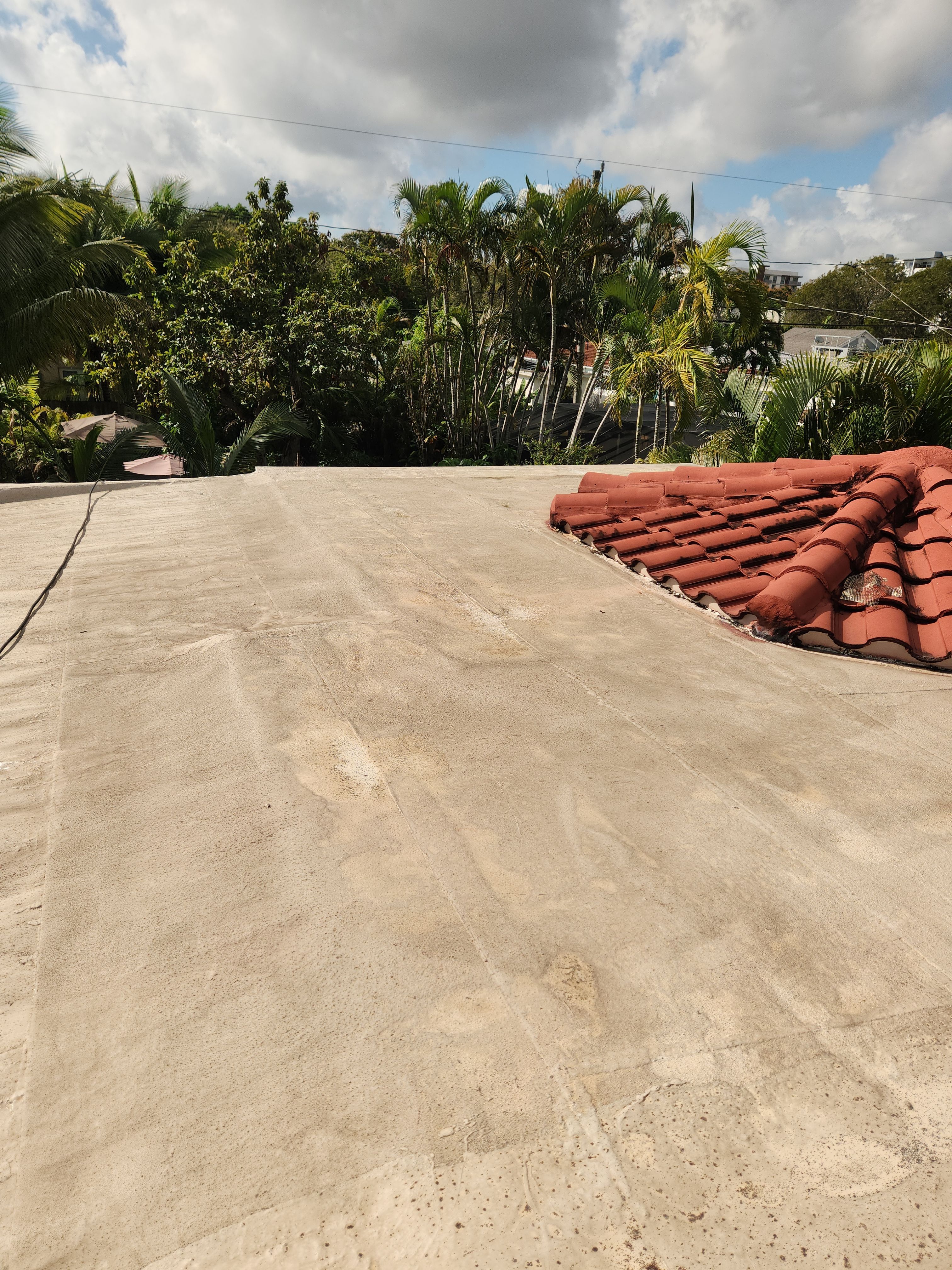 Expert Silicone Roof Coating in Hollywood – Aastro Roofing Delivers Long-Lasting Protection by Aastro Roofing