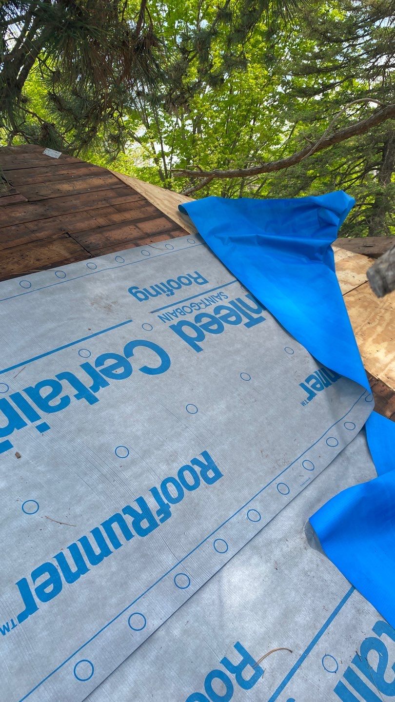 Roof Replacement using CertainTeed Landmark by 180 Contractors