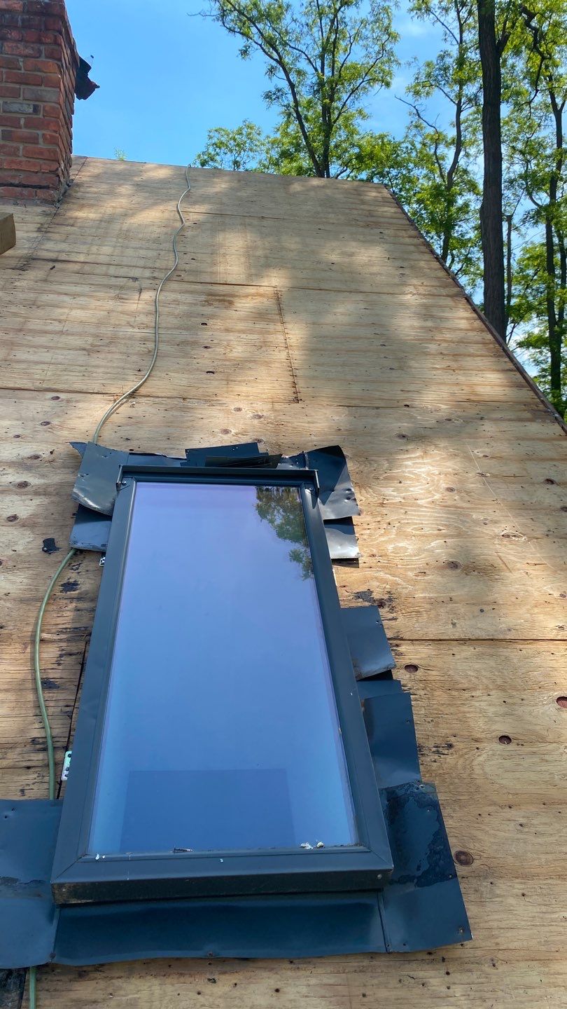 Siding Replacement using CertainTeed Restoration Classic D5 by 180 Contractors