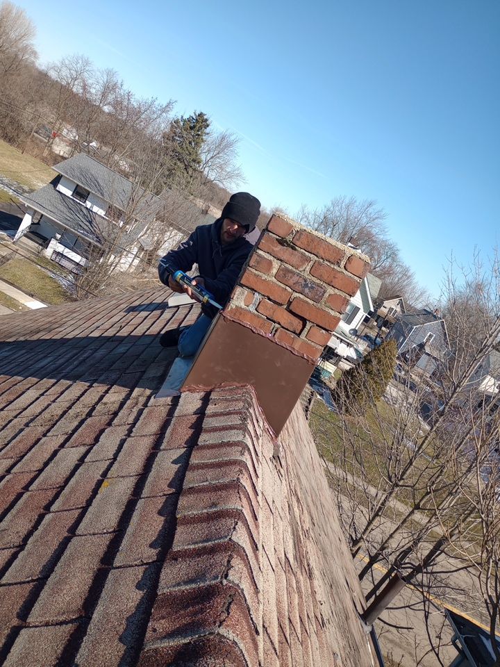 Mark Momie by Silver Leaf Contracting 
