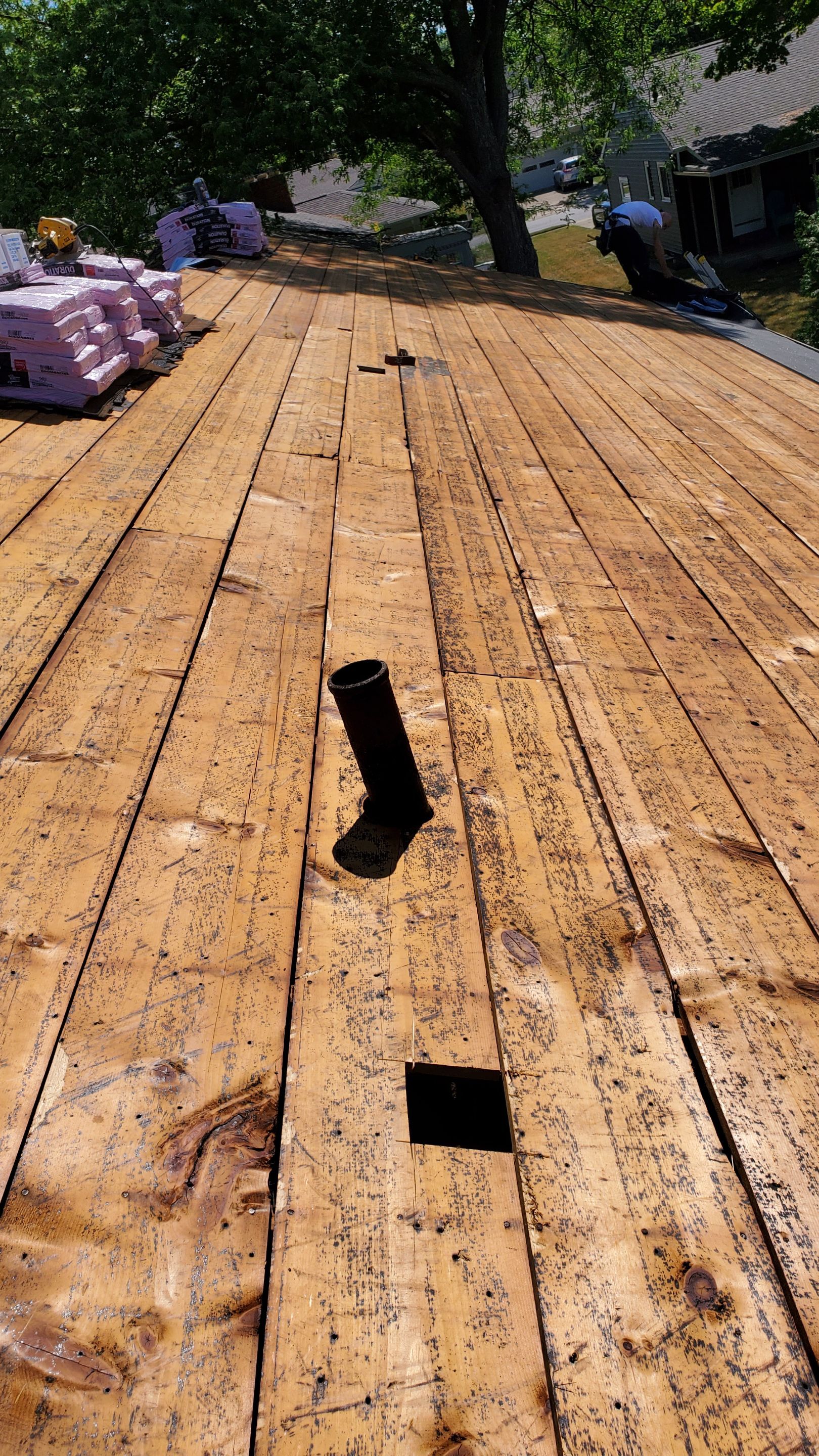 Residential Roofing Installation using Ownens Corning Duration Brownwood by Absolute Roofing and Construction