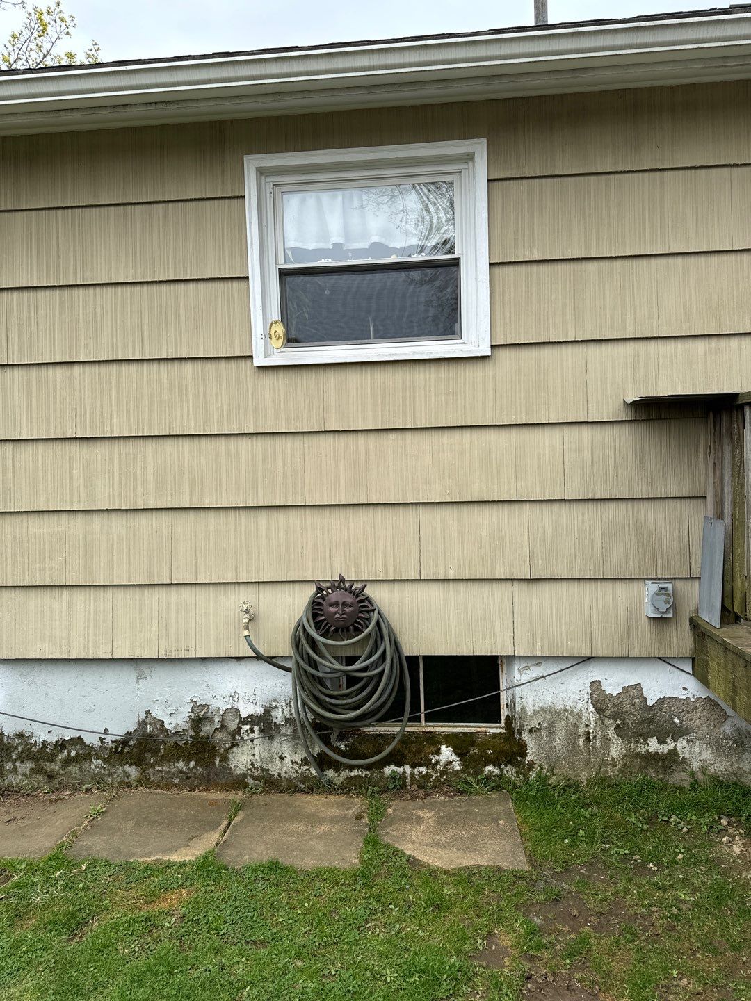 "Give Your Home a Stunning Makeover with New Vinyl Siding!" by Sensible Home Solutions