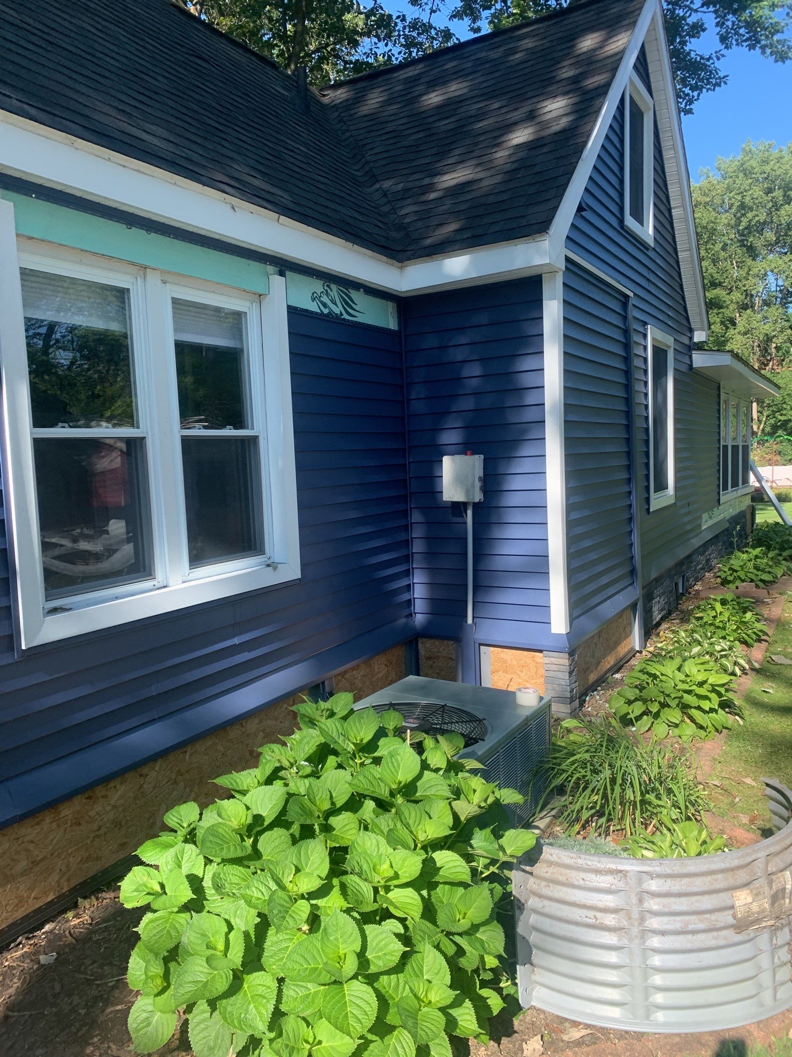 Siding Replacement using Certainteed Restoration Classic D4 by 180 Contractors