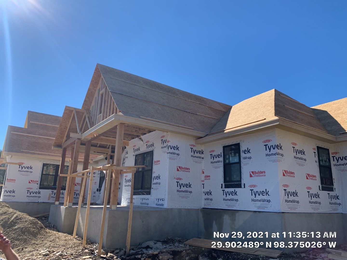New Home Construction using Owens Corning 30 year Architectural Shingles by Premier Roofing and Contracting