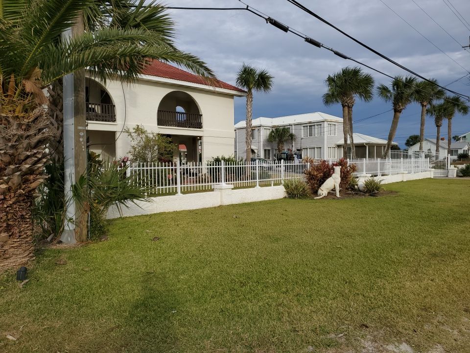 White Aluminum  by Hip Square Fence Inc.