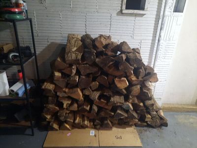 Firewood Delivery  using Seasoned Firewood