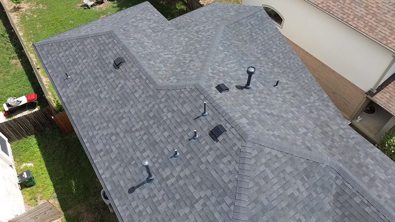 Onyx Black - Owens Corning TruDefinition Duration by RoofsOnly.com
