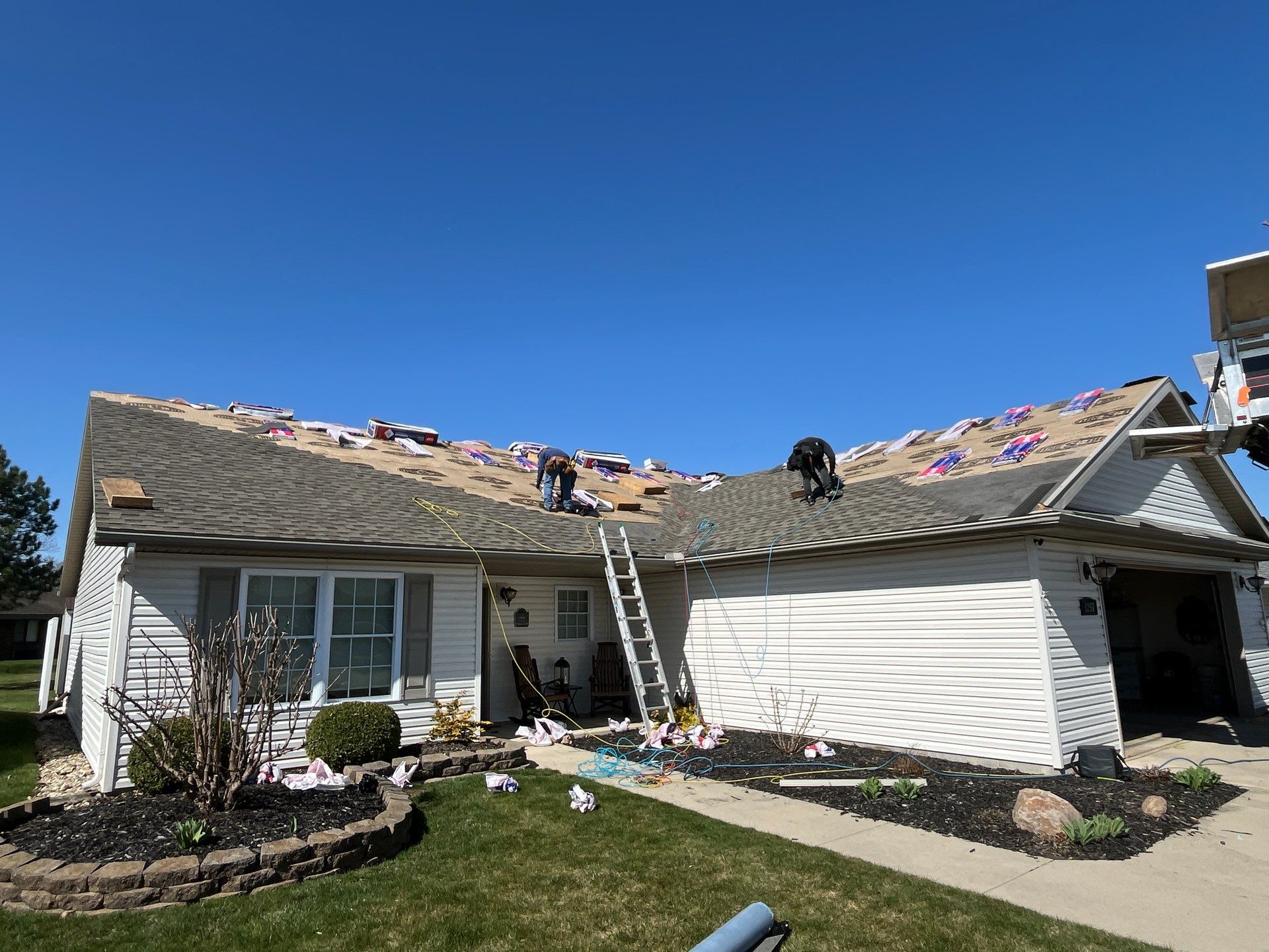 Residential Roofing Installation using CertainTeed Landmark Weathered Wood by Nitro Roofing and Construction