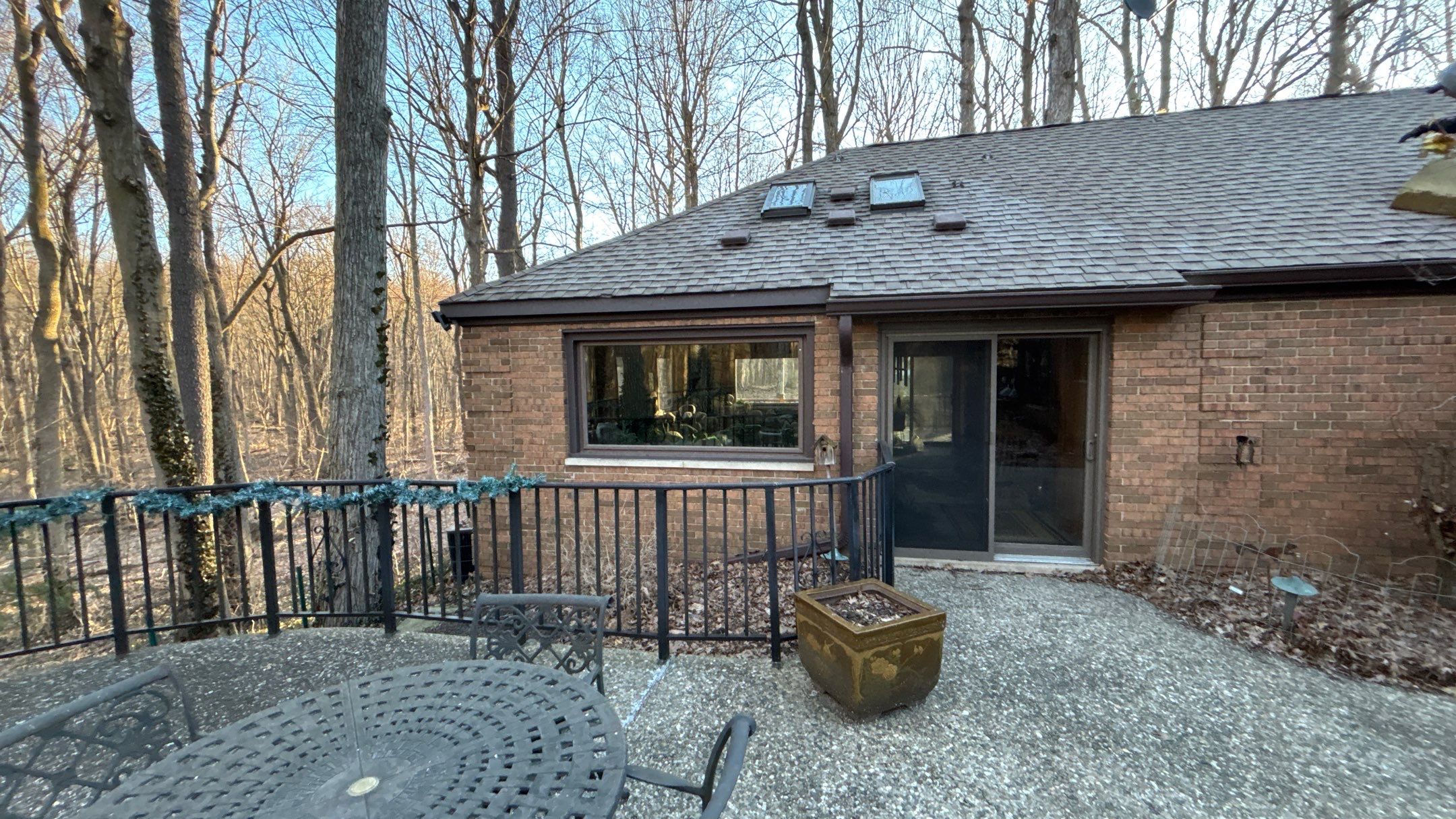 Roof Replacement using Owens Corning Colonial Slate by 180 Contractors