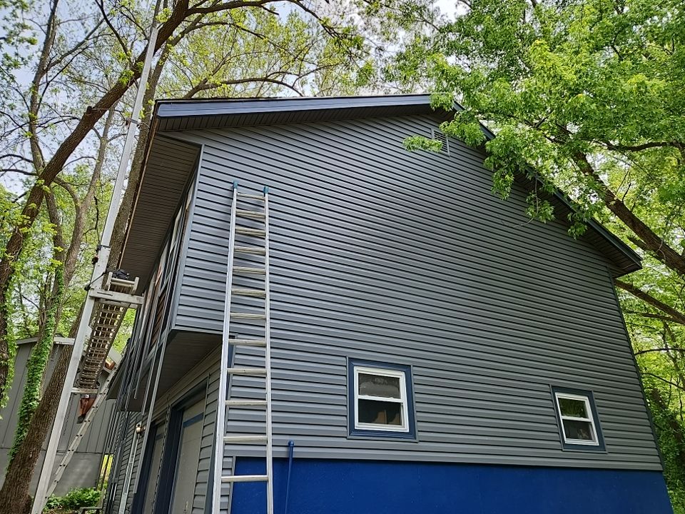 Siding Installation and Roof install with OC Oakridge by EEC  Windows, Siding & Roofing 