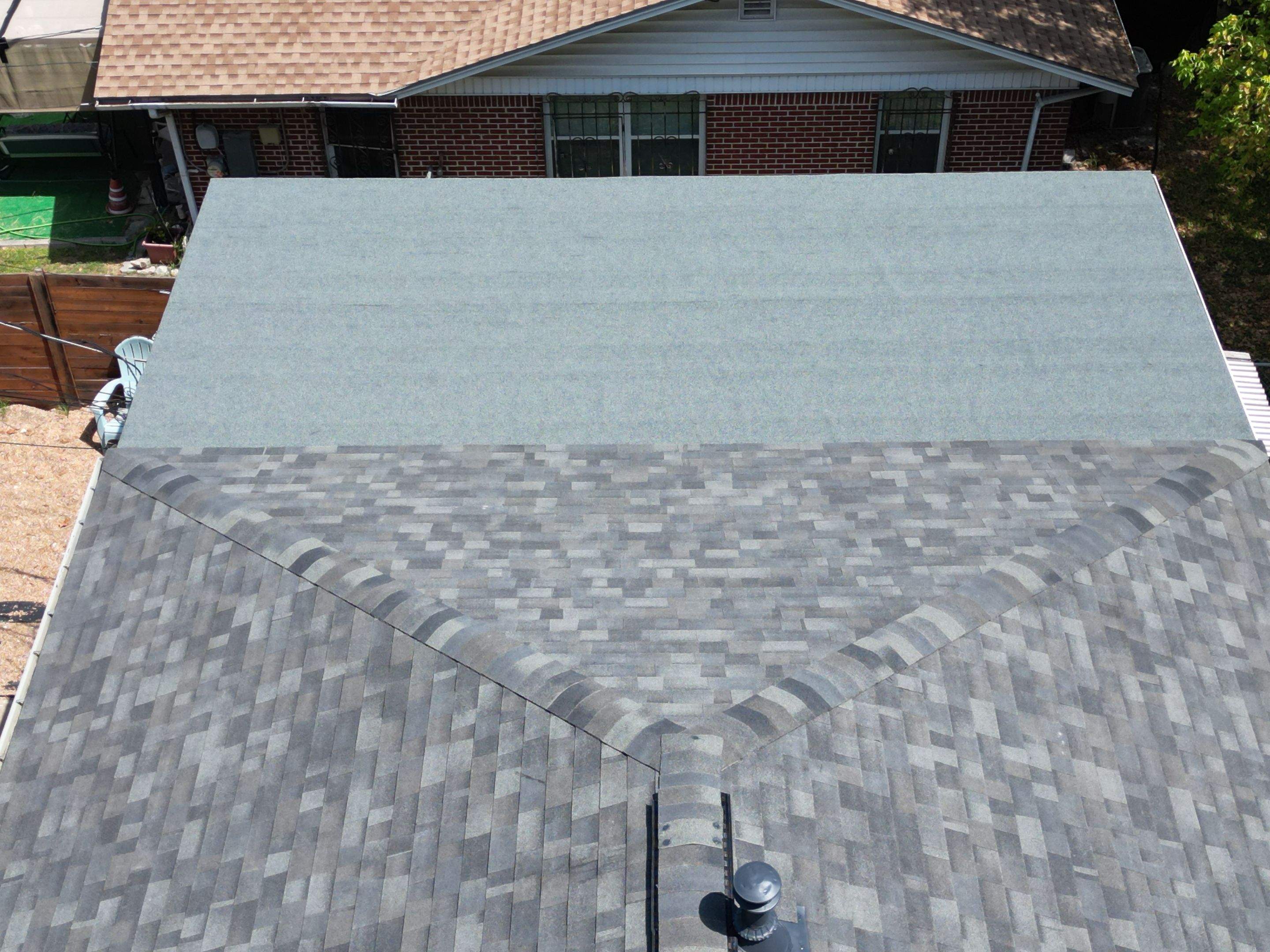 Storm Gray - Malarkey Vista by RoofsOnly.com