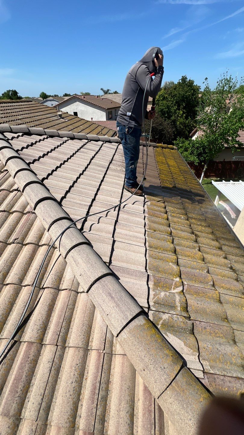 North Natomas Roof Cleaning by Roof Improve