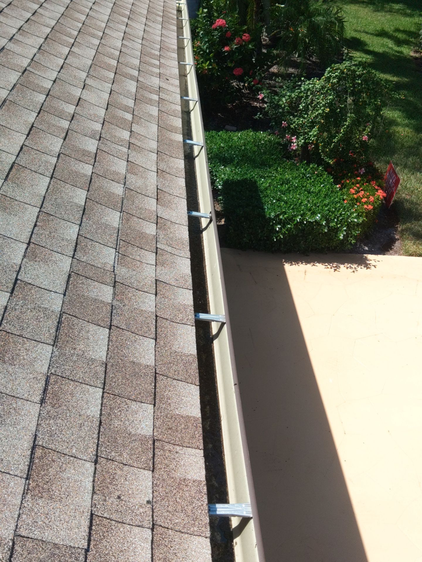 Aluminum Seamless Gutters Installation in Fort Myers FL by Gutter Professors