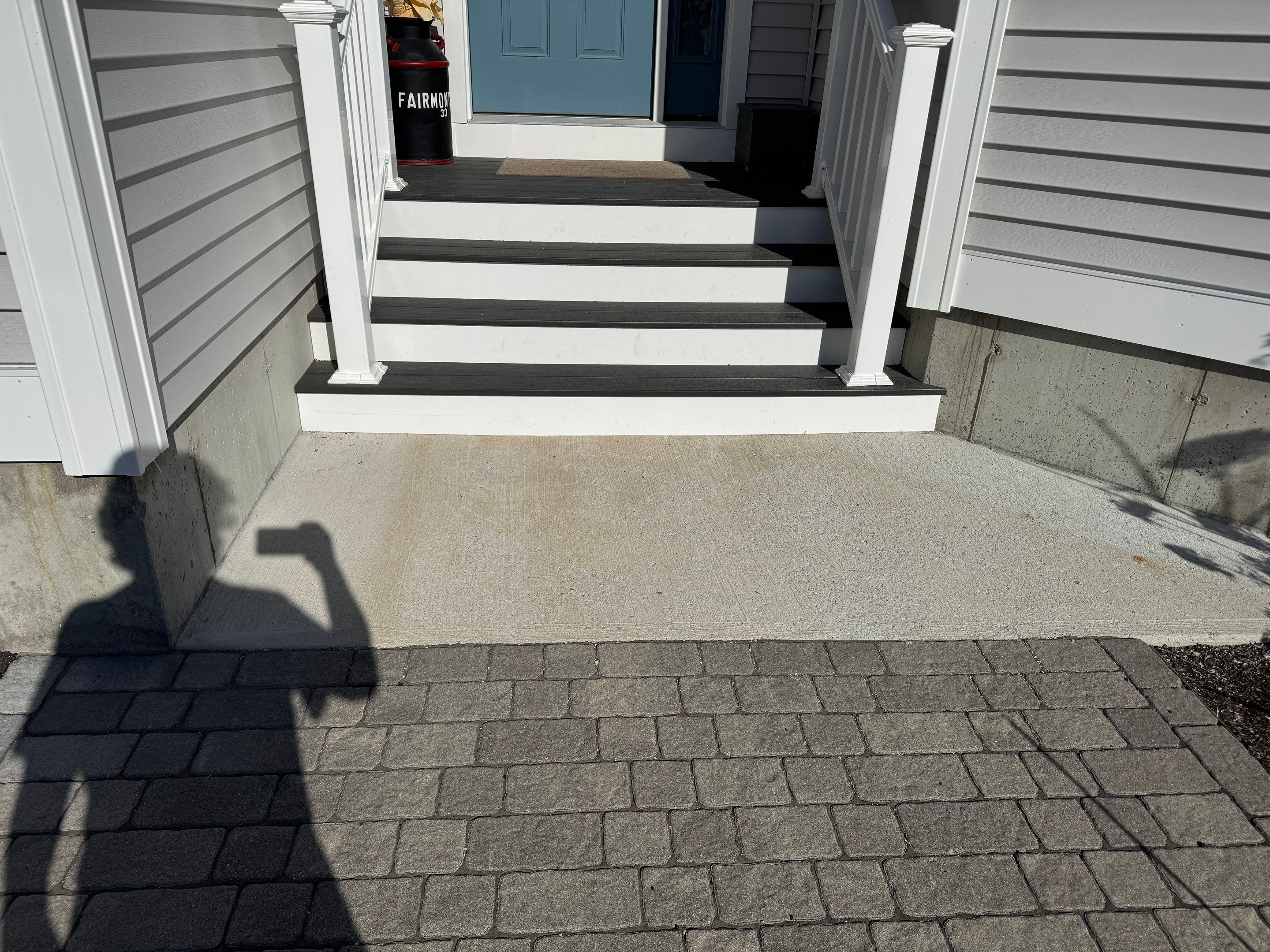 Garage in Londonderry, NH 03053 by Symphony Concrete Coatings