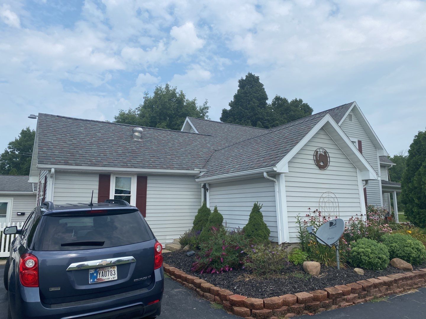 Residential Roofing Installation using Vic West Nothridge Slate by 4Ever Metal Roofing