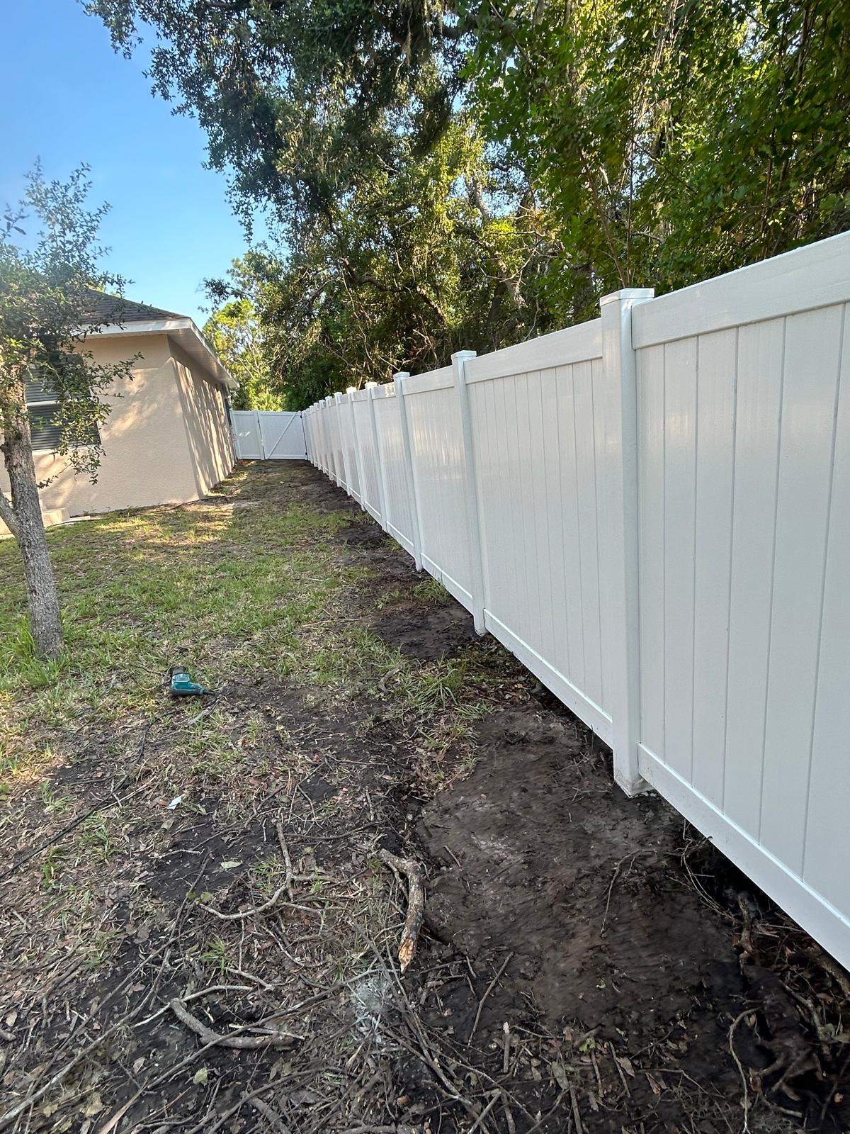 Vinyl Install in Port Charlotte by True Fence LLC