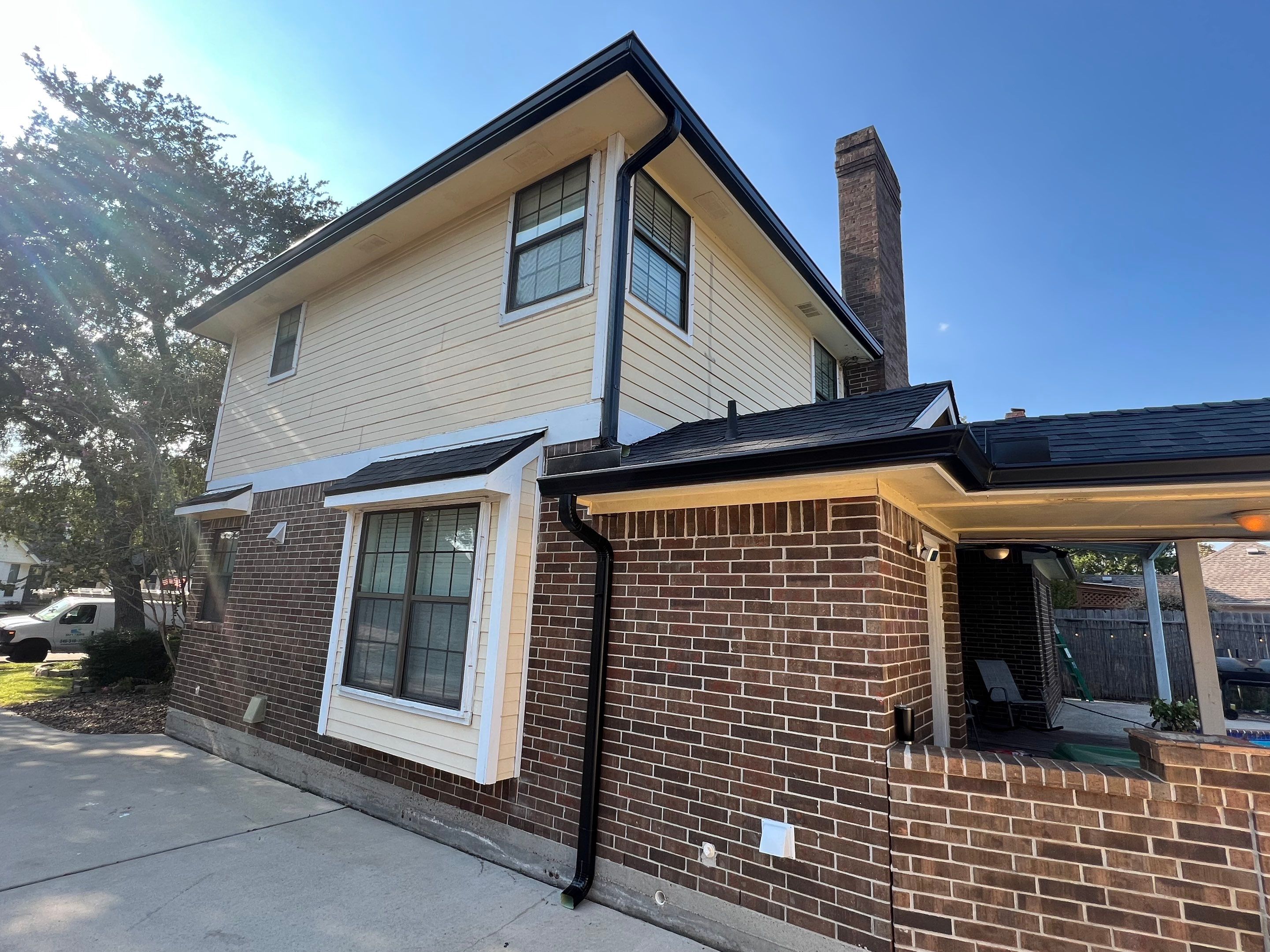 Residential Roofing Installation using Owen's Corning Duration (Lifetime) Shingles by Roof Repair Company