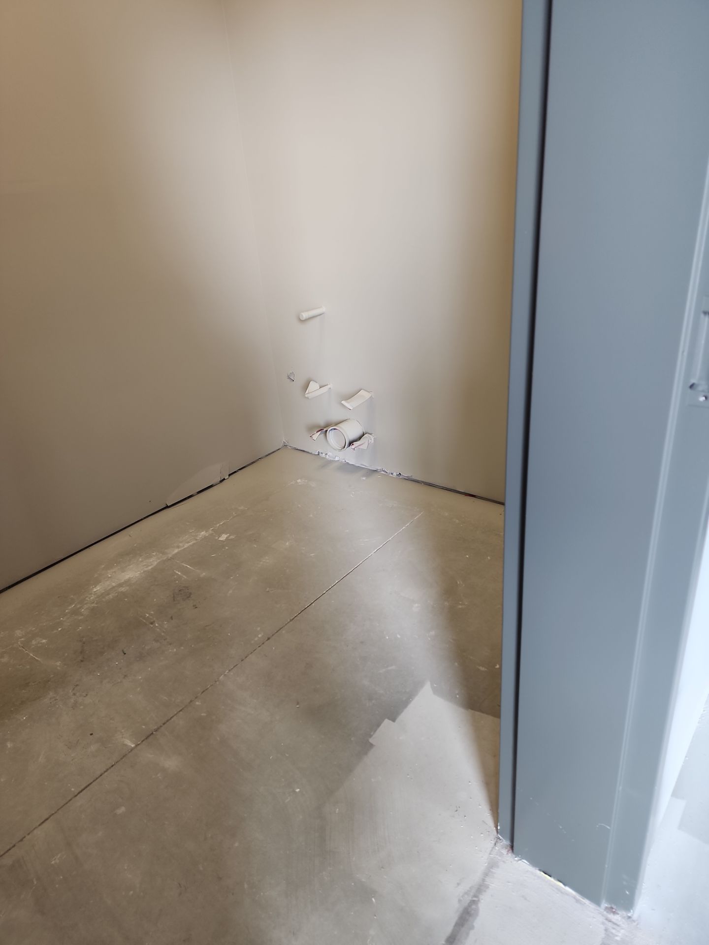 Pepsi Warehouse Concrete Polishing by Seamless Surfaces