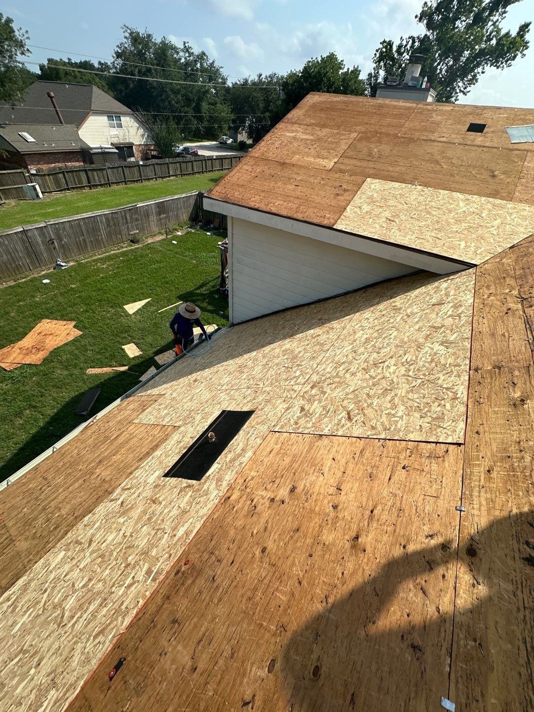 Residential Roofing Installation using Owen's Corning Duration (Lifetime) Shingles by Roof Repair Company