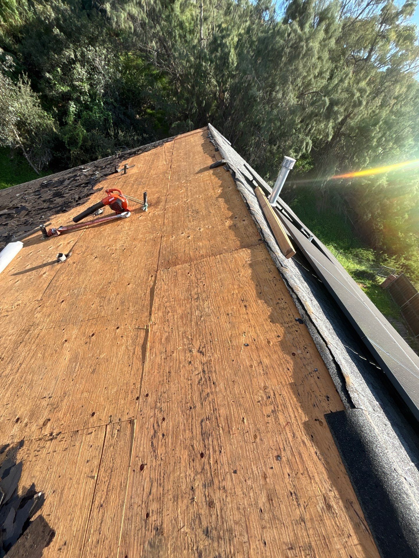 City Heights Roof Replacement with GAF Timberline HDZ Weathered Wood Shingles by Zenith Roofing Services