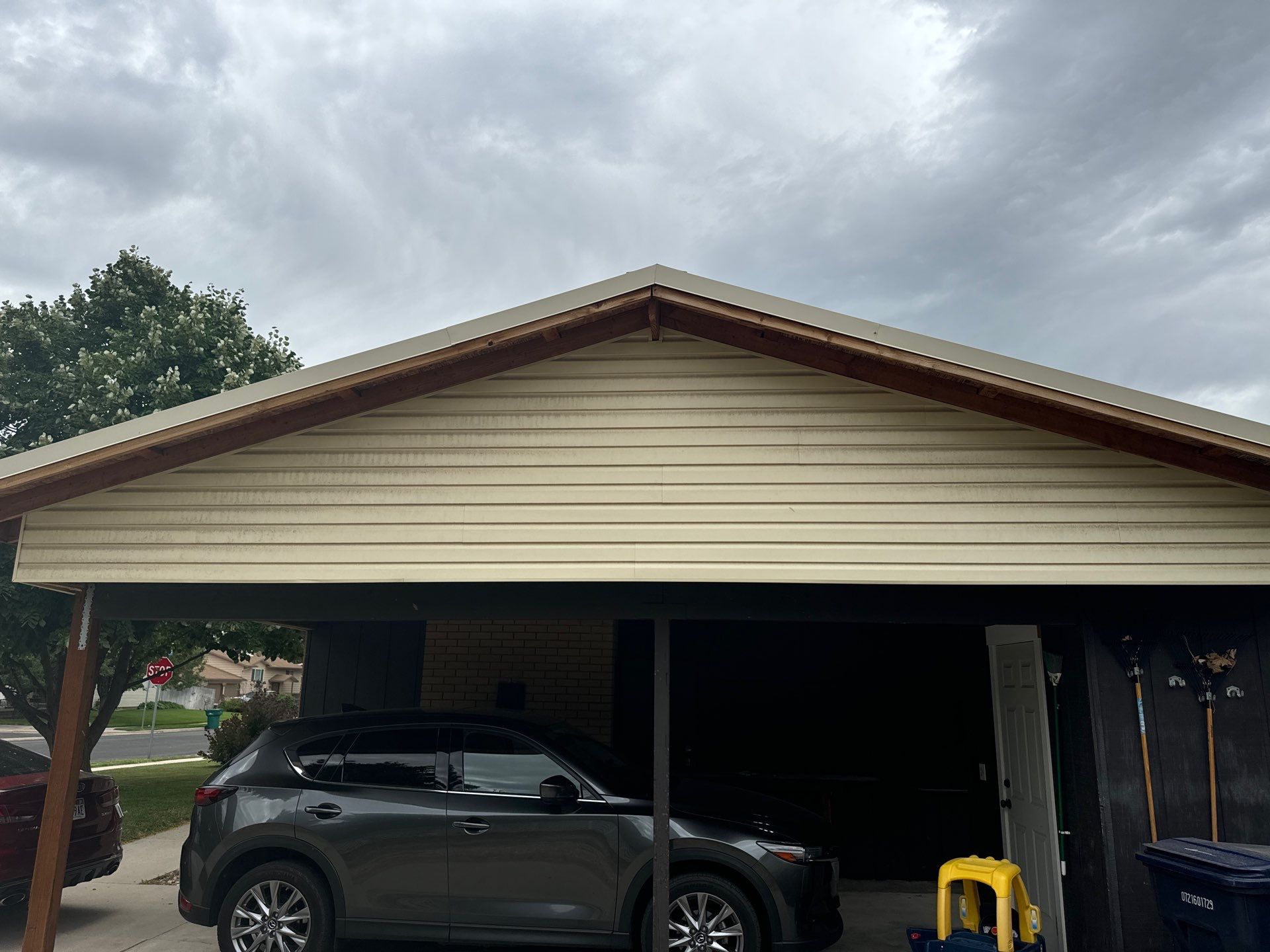 Ogden | Custom Roofline Modernization | Musket Brown & White by Ideal Siding Utah
