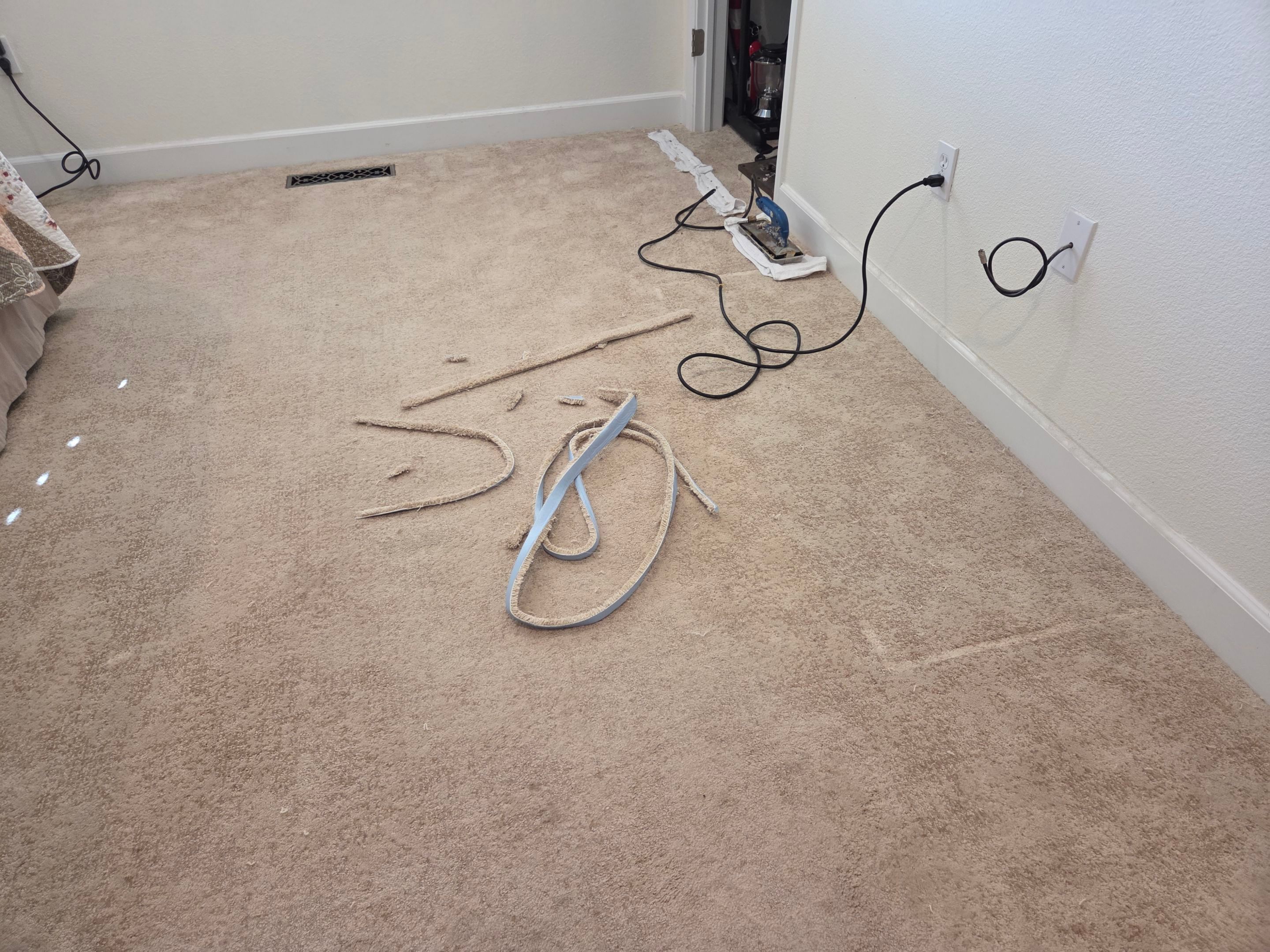 Roseville Carpet Re-stretch and Cleaning by Ardent Carpet Restore LLC