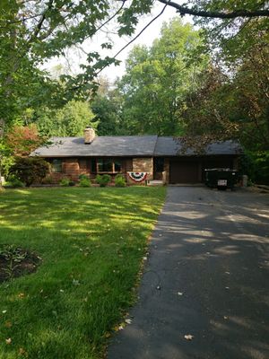 Brand: Atlas Pinnacle Color: Pristine Scotchgard Black Drip: Musket Brown