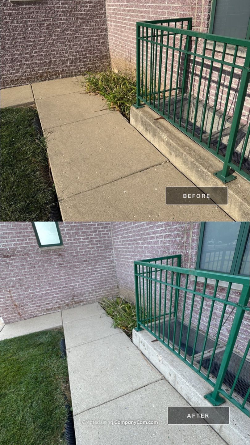 Commercial Exterior Building Wash  by Simmons Power & Soft Washing