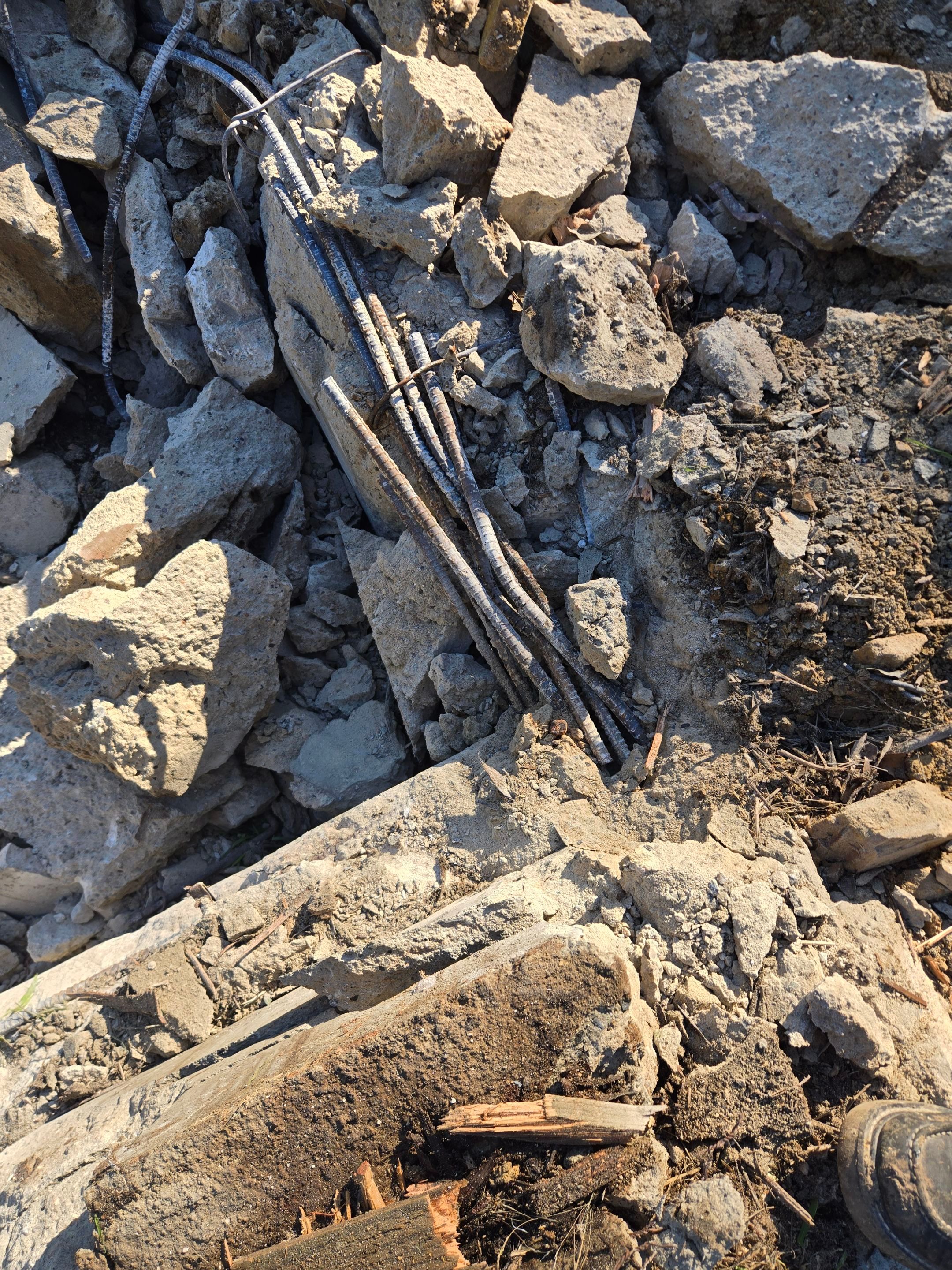 Rolling Hills- Full building Demolition by Ramirez Demolition Services Inc