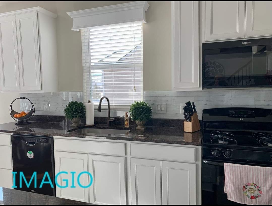 IMAGIO White Barnwood Solid Glass Kitchen Backsplash by IMAGIO