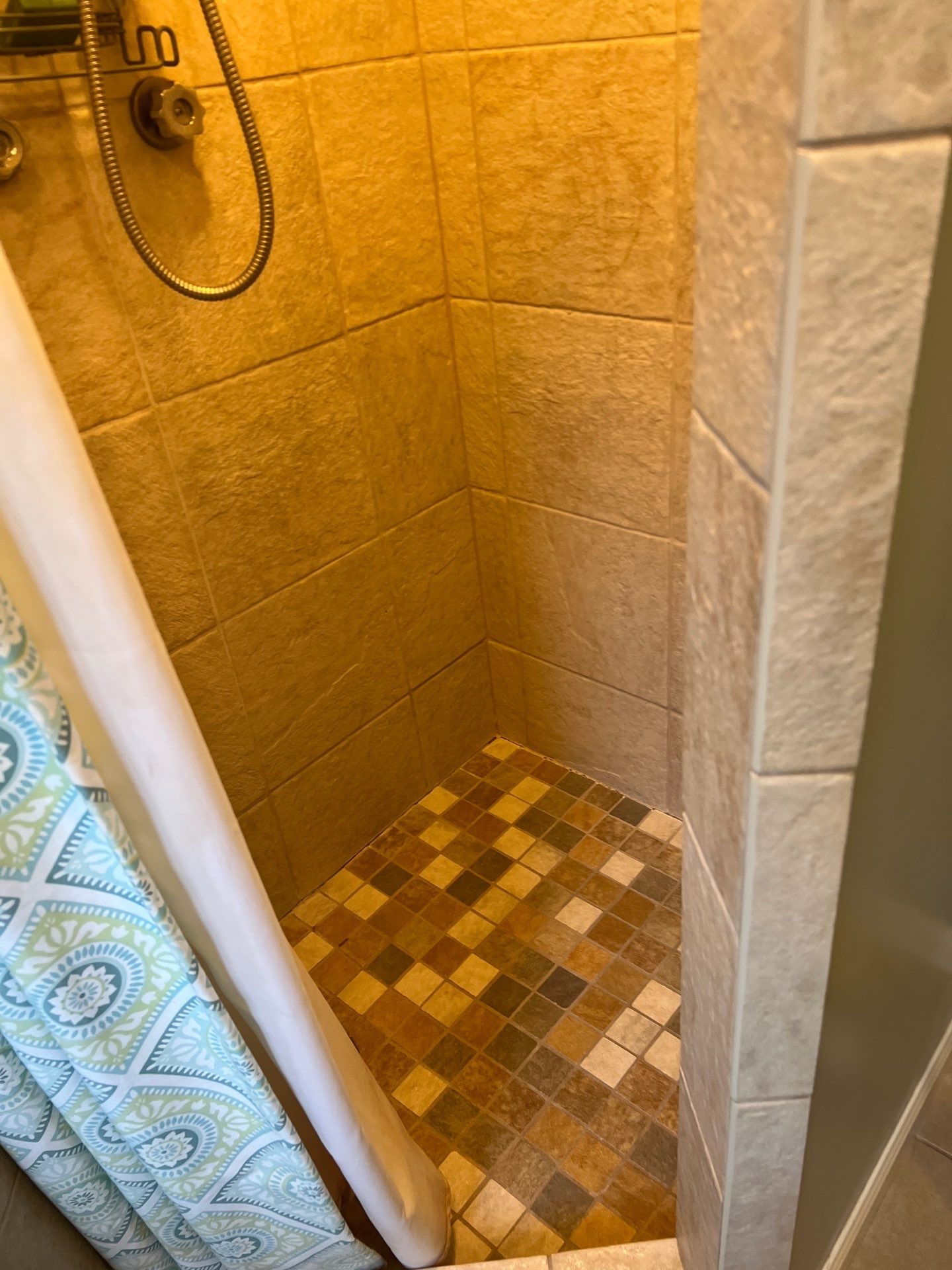 House cleaning in Lake Oswego by Cloud 9 Professional Cleaning Services