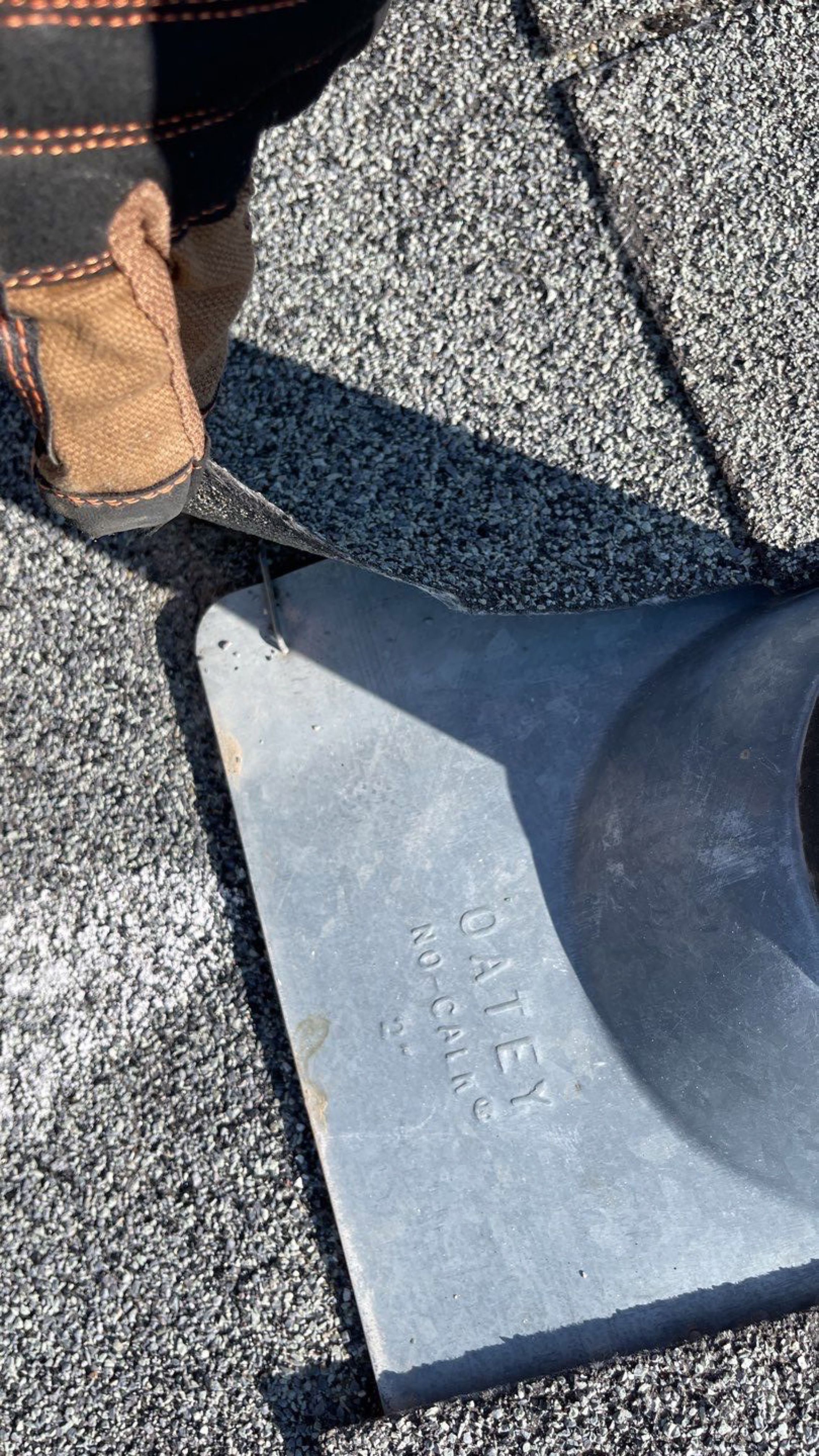 Nampa bungalow gets residential roofing using Owens Corning Oakridge in Teak  by ID Roofing LLC