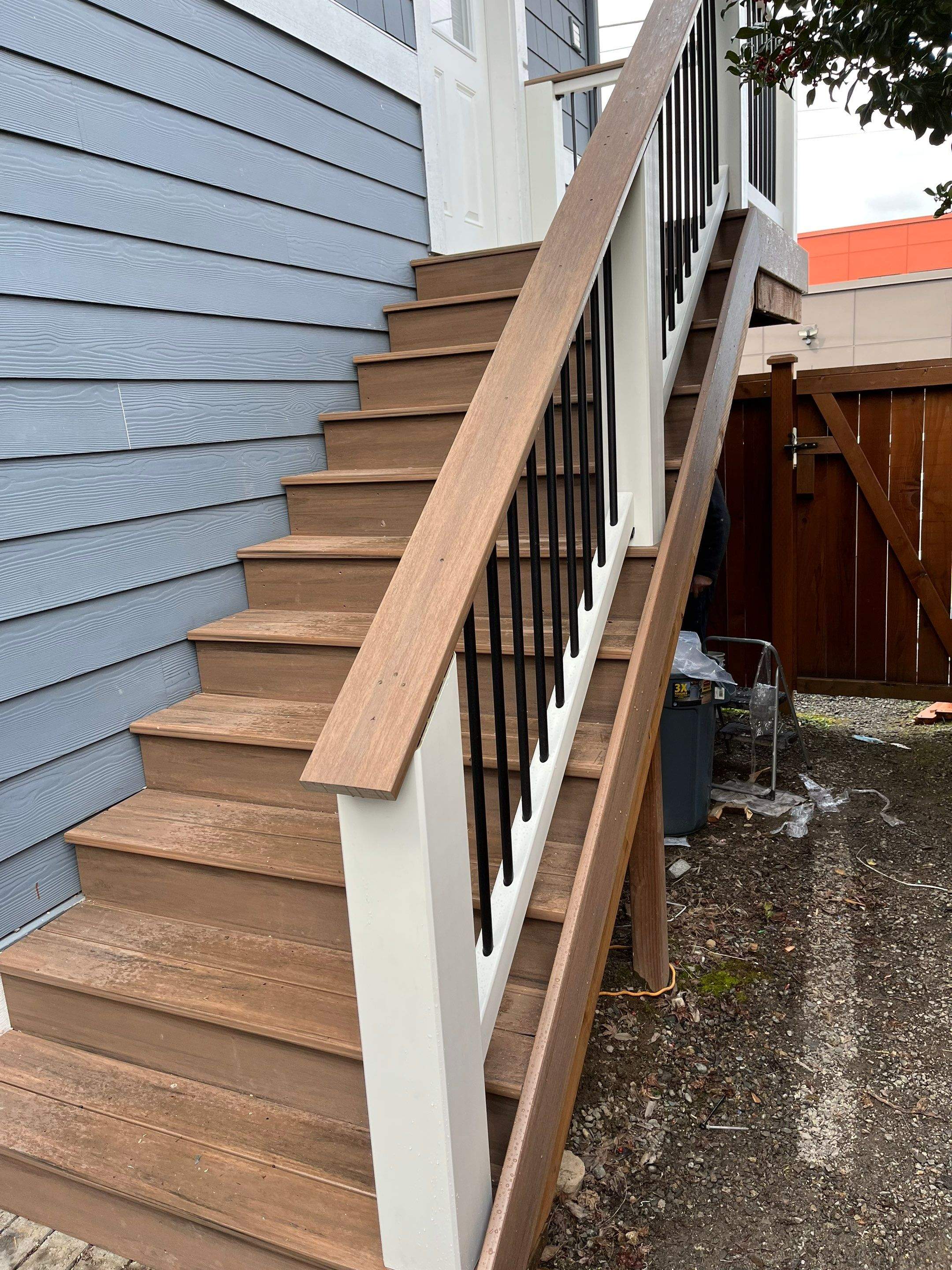 Finished Projects by Alki deck builders