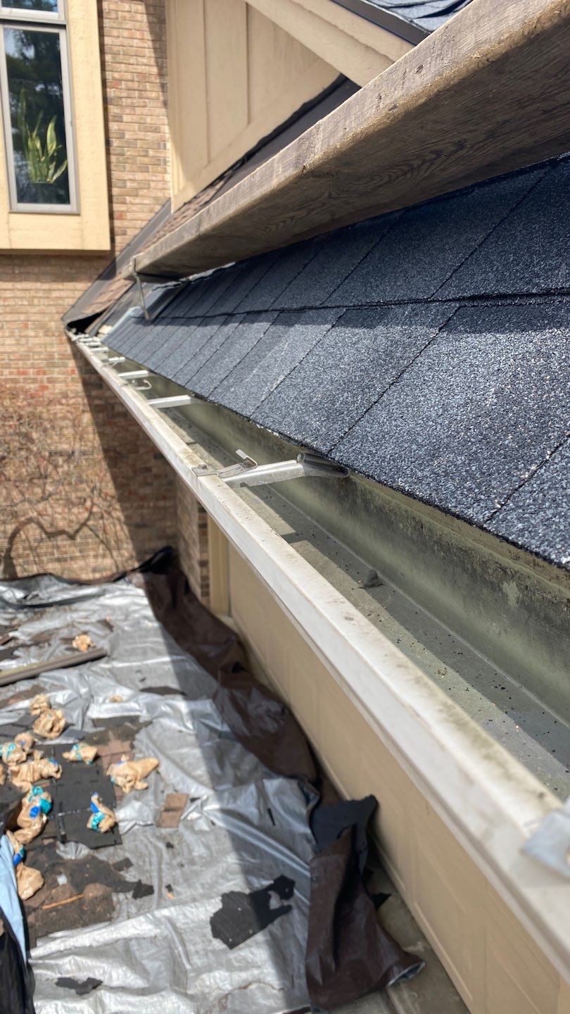 Roof Replacement  Certainteed Landmark Moire Black  by Bloomfield Construction & Restoration