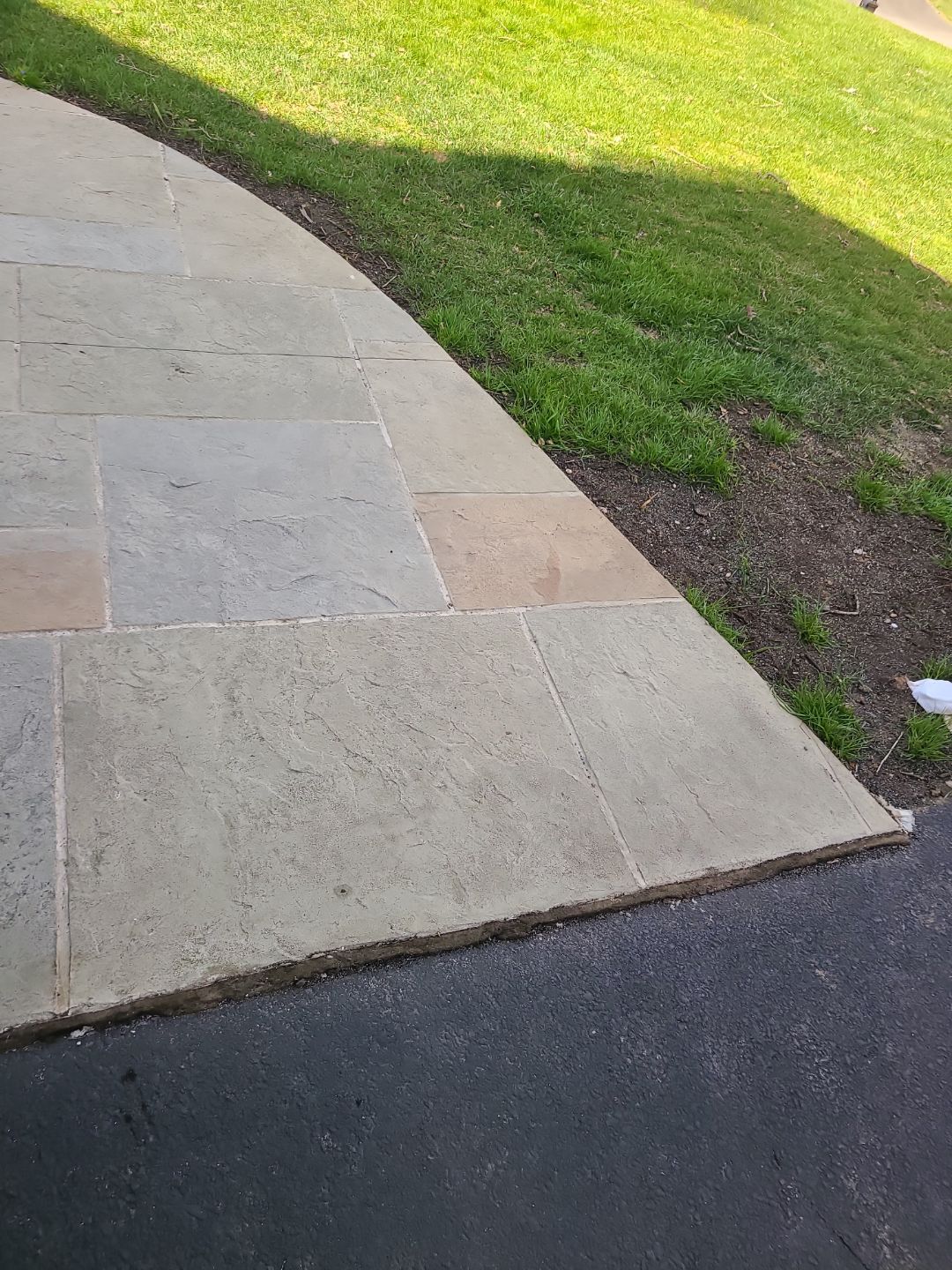 Burke: CertainTeed Landmark Pro Designer Shingles in Max Def Weathered Wood by RM Banning, Inc.