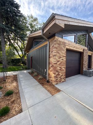 Exterior Siding and Brick Painting for Sioux Falls Garage