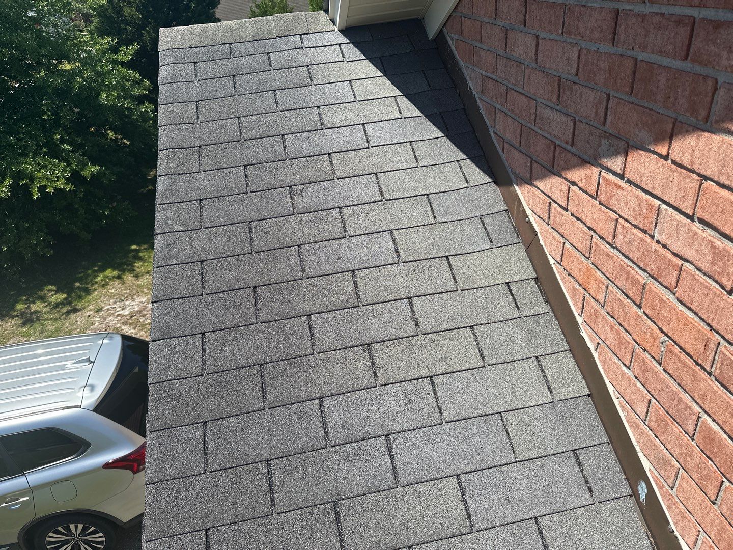 Residential Roofing Installation using Atlas Pinnacle Pristine Oyster Shell by Talya Roofing