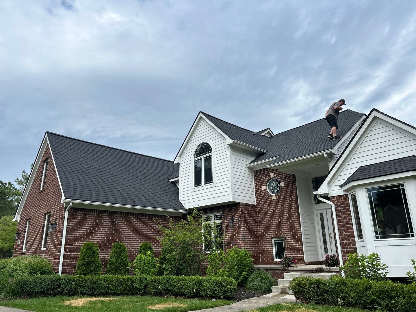 Roof Replacement using CertainTeed Landmark by 180 Contractors