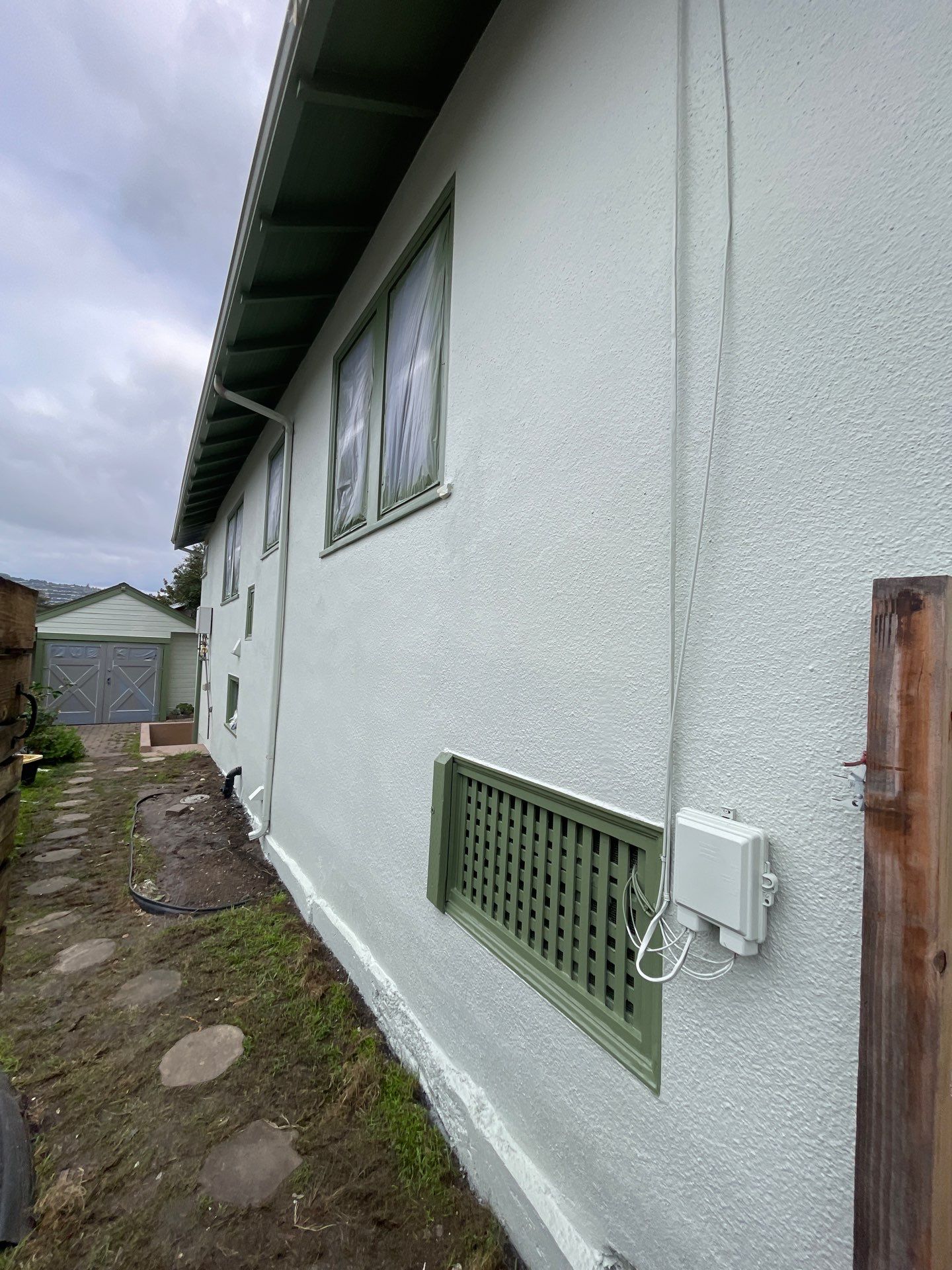 Oakland Kitchen Renovation with Custom Cabinetry and Granite Countertops by Herrera’s Bay Area Painting inc.