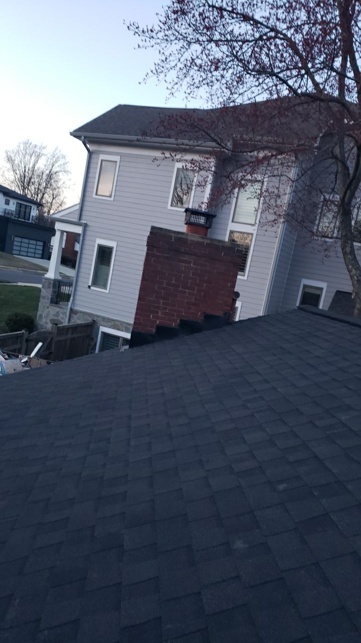 McLean: CertainTeed Landmark Designer Shingles in Charcoal Black by RM Banning, Inc.