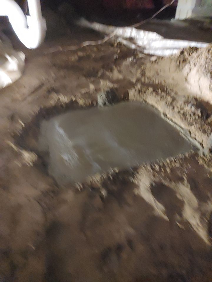 Crawl space encapsulation and Waterproofing using Structural Wood and Steel Reinforcements by Toledo Basement Repair 