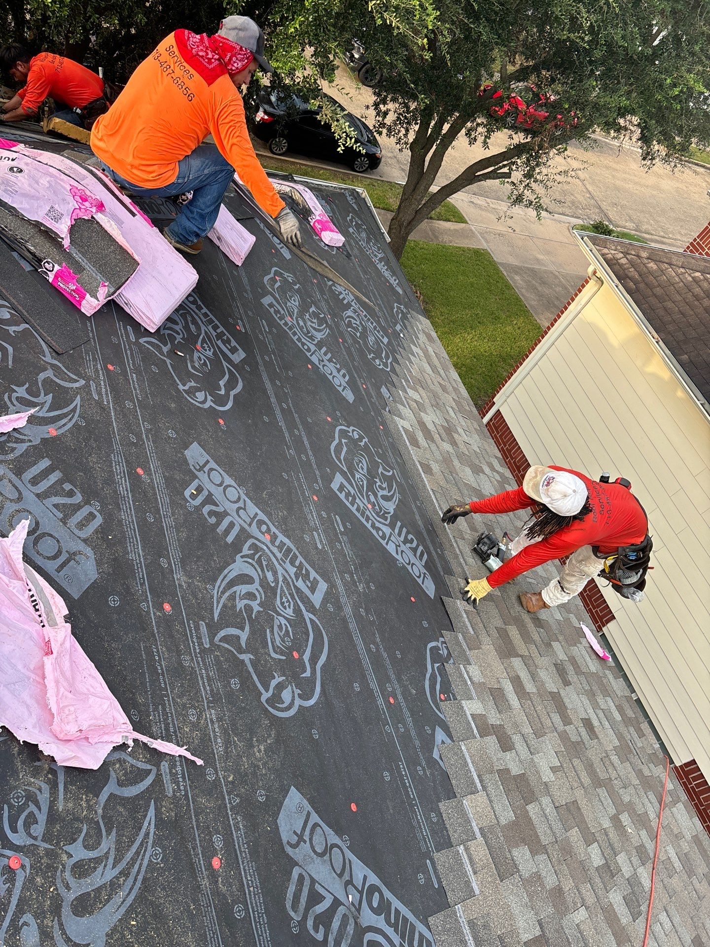 Residential Roofing Installation using Owen's Corning Duration (Lifetime) Shingles by Roof Repair Company