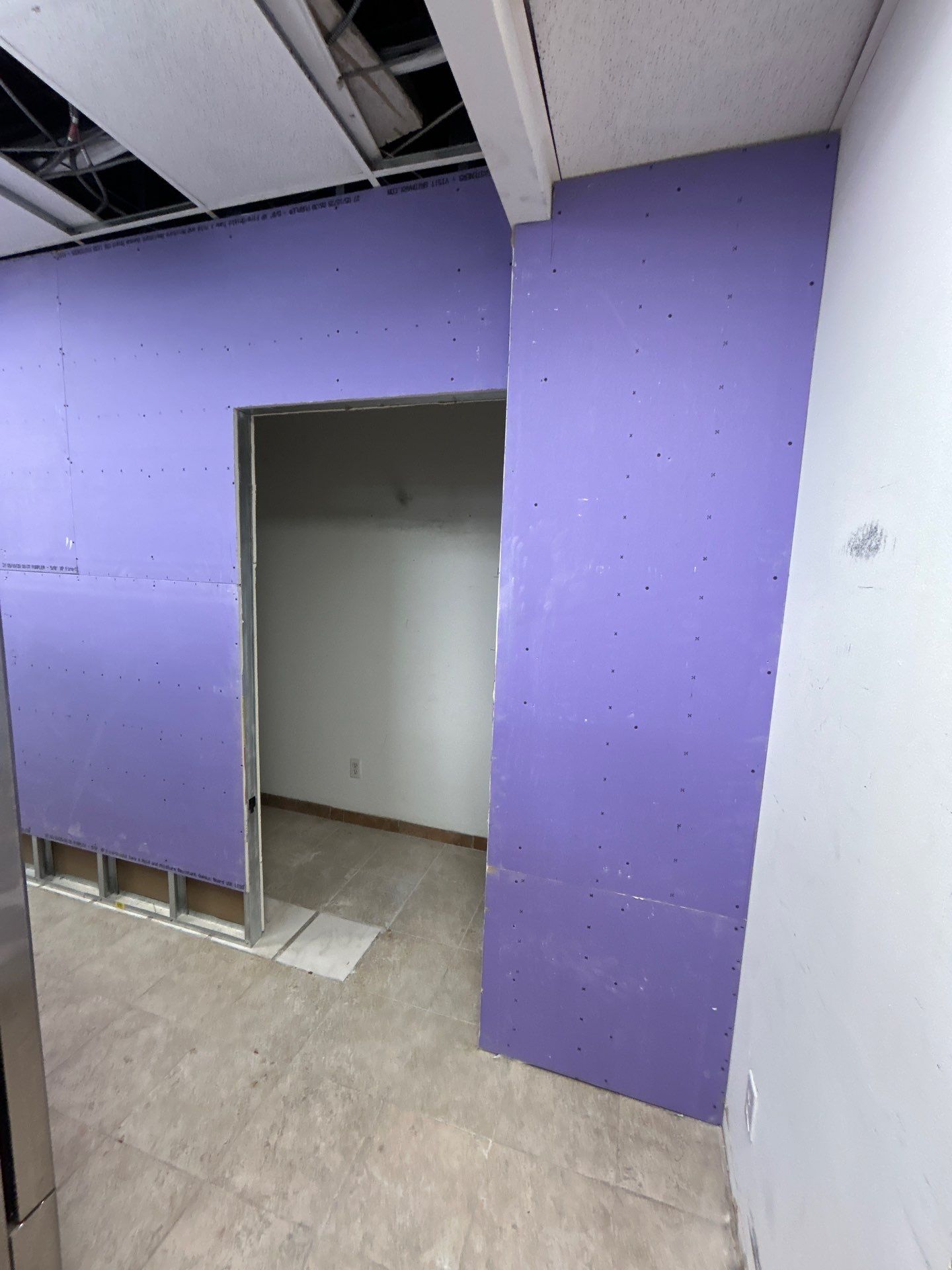 Sobol Whitestone Store Fit-out by Omada Construction Corp