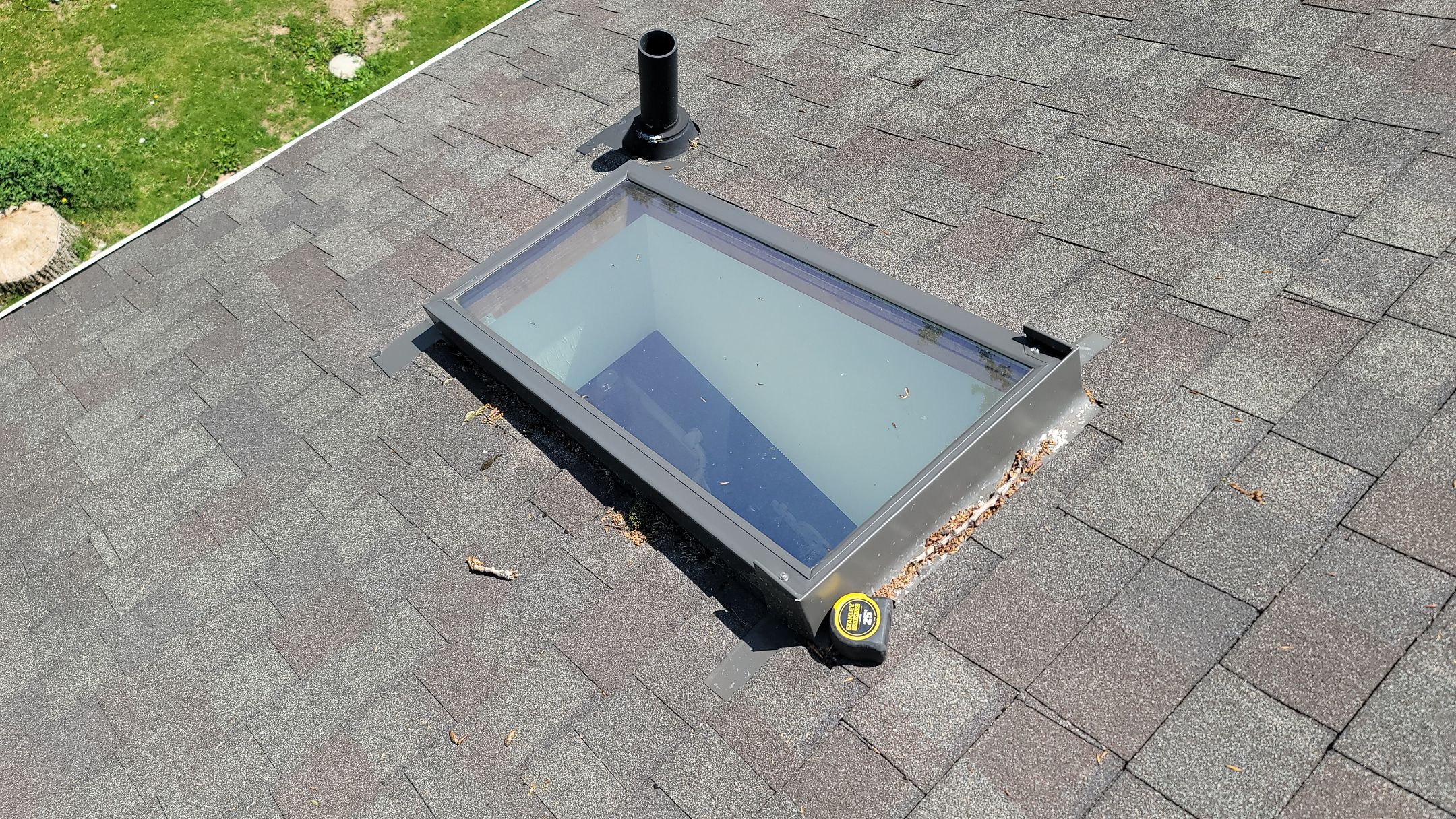 ATLAS PINNACLE COLOR: BLACK SHADOW by Eagle Eye Roofing