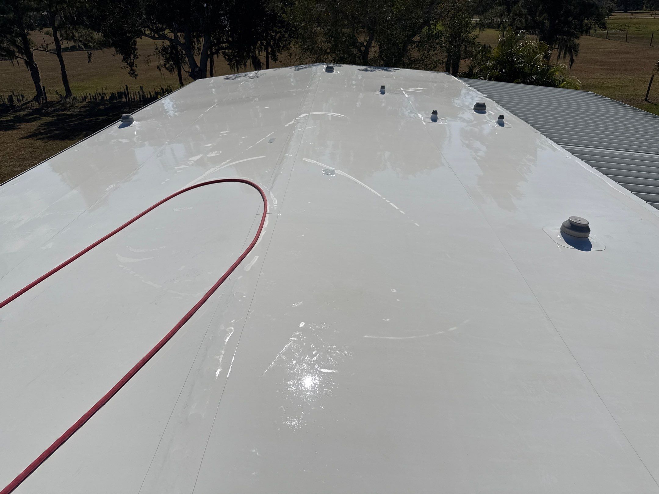 π TPO Roof Looking Like New Again! by Sunshine AquaWash